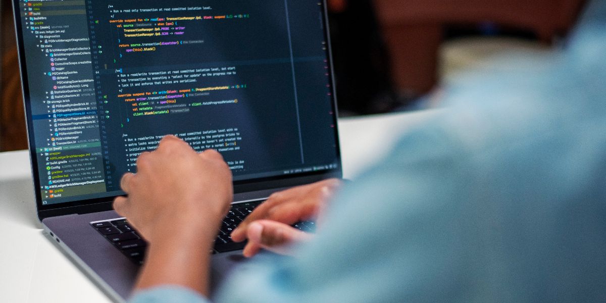 Data Analytics and Insights in Learning Management Systems